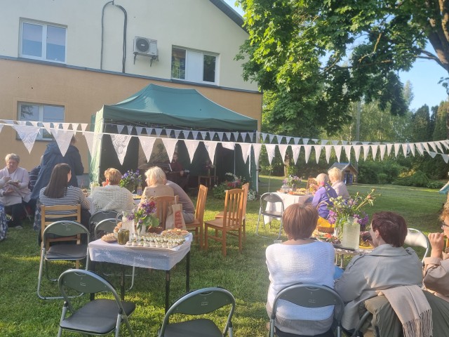 Ielīgošanas pasākums bibliotēkā